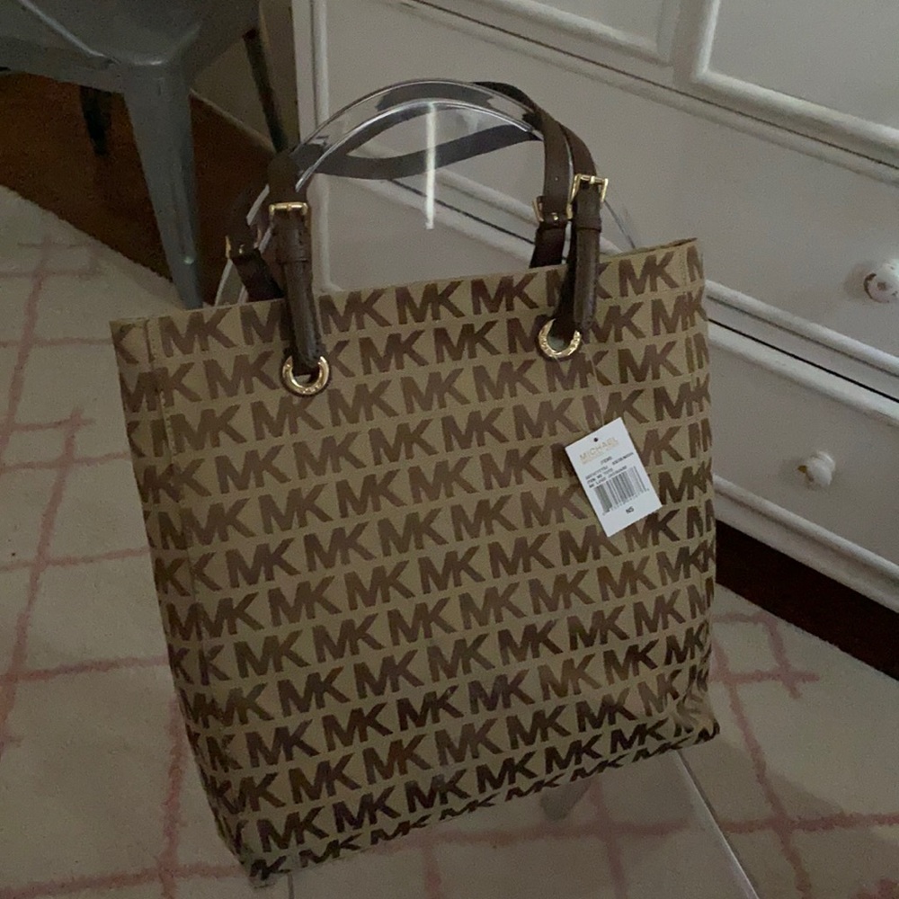 NWT Michael Kors Logo Jacquard tote bag.